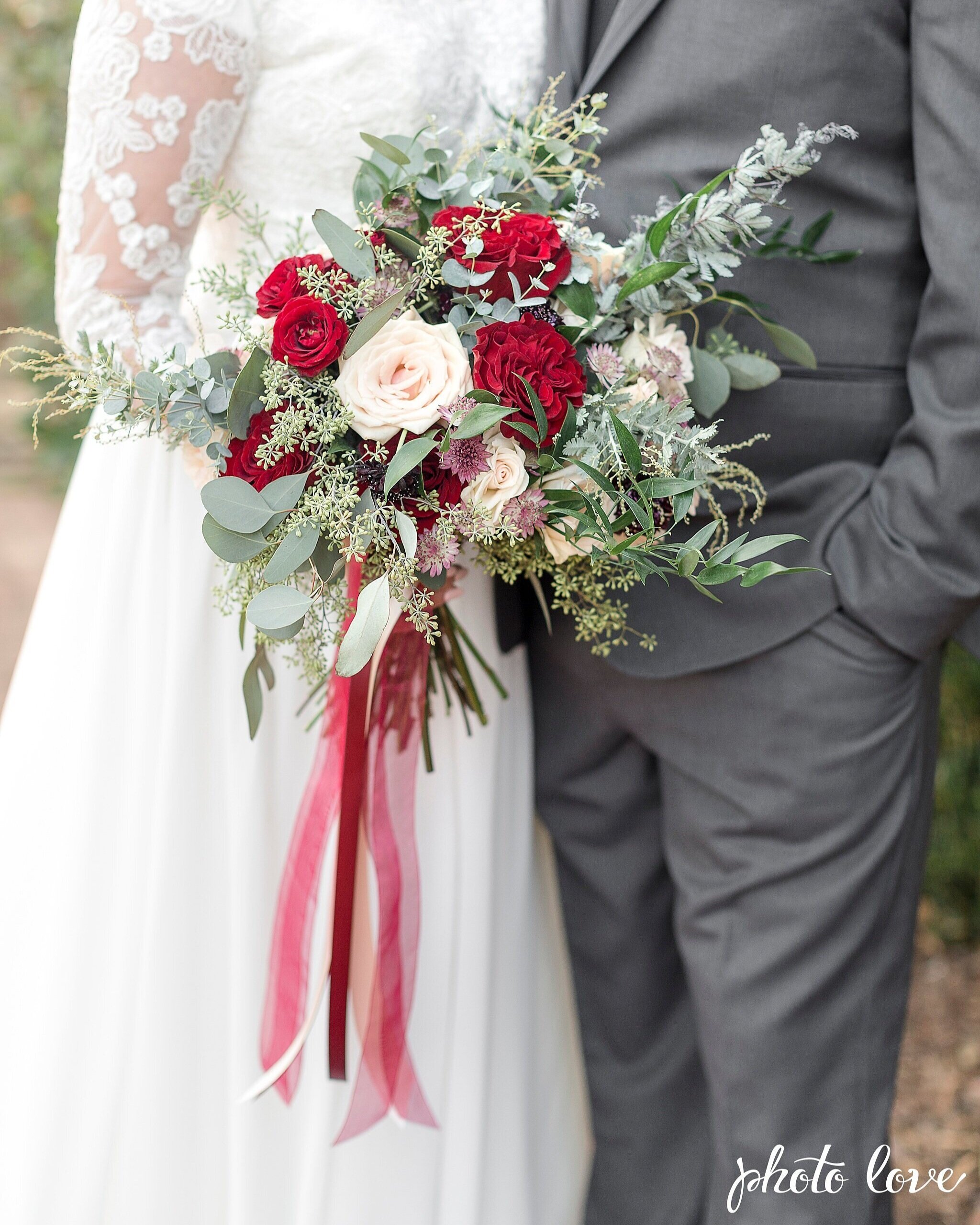 Bouquet with red dress hotsell